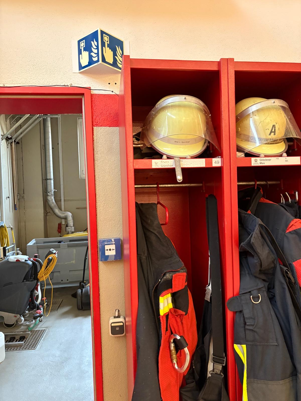 Druckknopfmelder in der Feuerwache